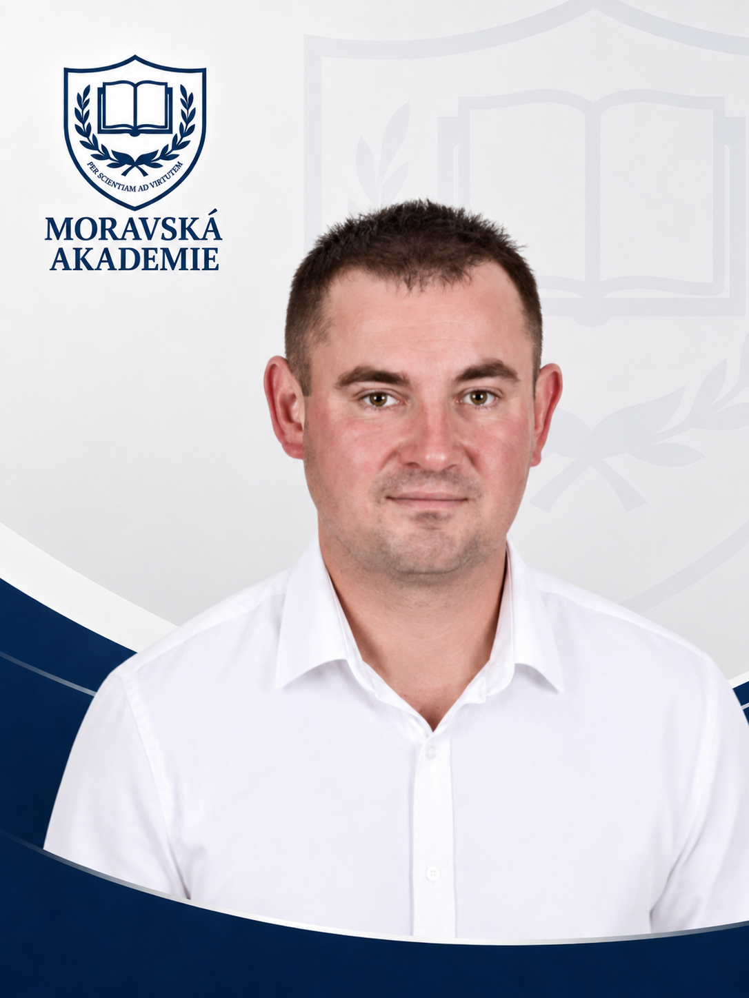 Tomáš Hřebačka, DBA, LL.M., MSc. koordinátor studia